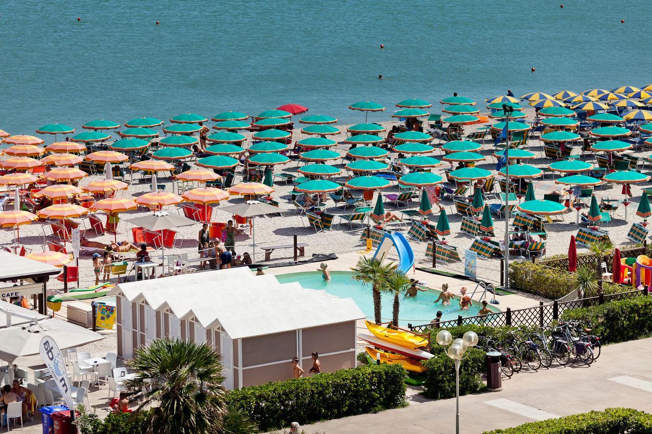 Hotel Beaurivage Fano Eksteriør billede